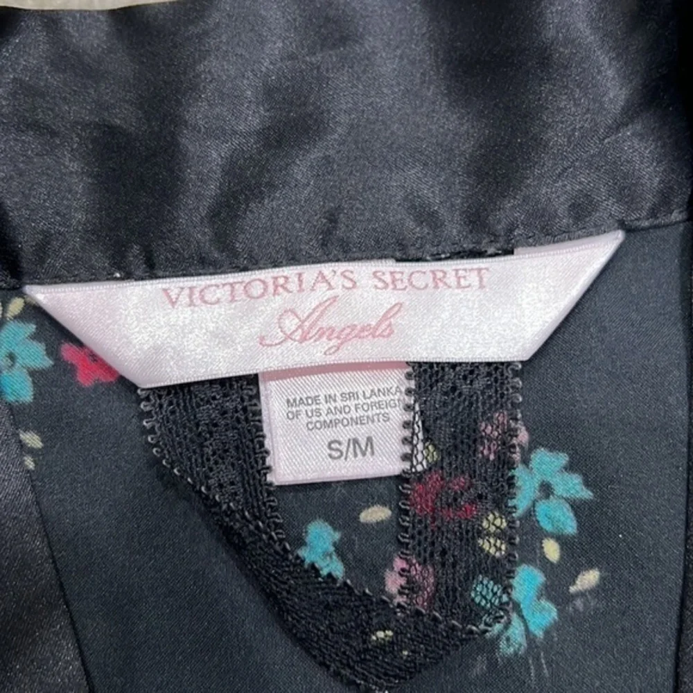 Victoria's Sectret Sleepware Kimono Robe black floral
